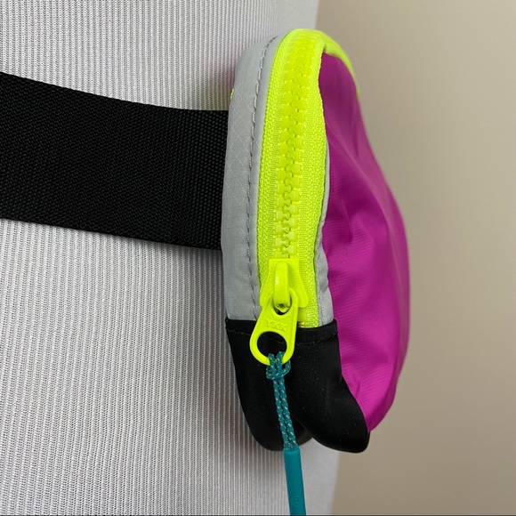 lululemon athletica Bags Nwt Lululemon Neon Everywhere Belt Bag L